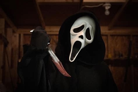 Who Is Ghostface In Scream A Guide To Every Killer In The Franchise