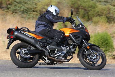 Suzuki has not added significant upgrades to its middleweight adventure bike. 2007 Suzuki V-Strom 650 ABS - Moto.ZombDrive.COM