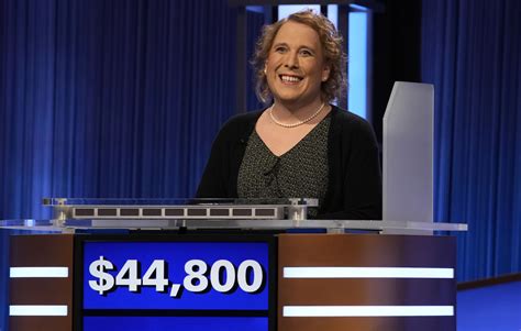 Oakland Jeopardy Champ Amy Schneider Ties Another Record