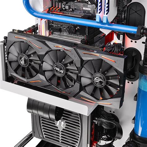 Thermaltake Debuts New Pcie 30 Extender Lets You Show Off Your Gpu In