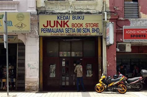 Junk Bookstore a shop in Kuala Lumpur with over 3 million books