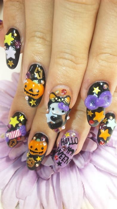 Hello the hello kitty nails are extremely nice, if you can email me back possibly and tell me how you did that to the nails and where you found the hello kitty character to put on the nails then i would. Hello Kitty Halloween Nails - Hello Kitty Hell