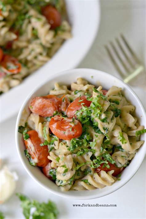 Easy Vegan Creamy Pasta With Kale Fork And Beans