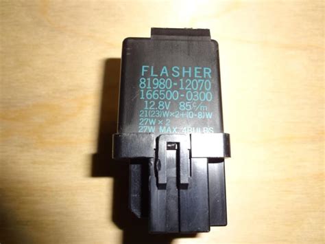 Sell Toyota Denso OEM Flasher Turn Signal Hazard Relay 81980 12070 In