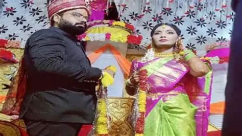 Neha Singh Rathore Marriage Who Is Himanshu Singh Know All About Neha