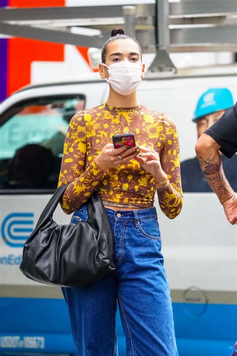 #anwarhadid #dualipa #anwarhadidlifestyledua lipa's prince anwar hadid's lifestyle ★ 2021anwar hadid is an american social media star who has gained. Dua Lipa and Anwar Hadid - Stroll in NY 09/29/2020 ...