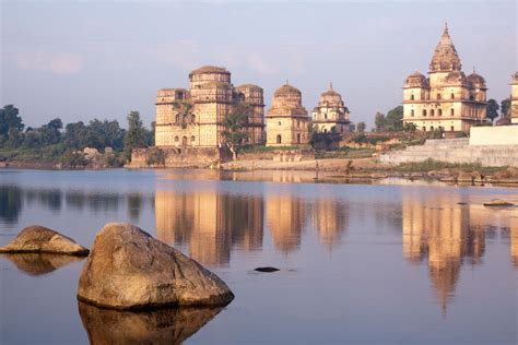 10 Top Tourist Places in Madhya Pradesh