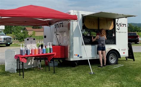 Truckin’ Tuesdays Menu – Adams Apple Orchard & Farm Market