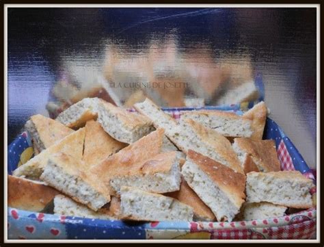 I needed an extra dessert for an expected dinner guest who is diabetic. petits gateaux a l'anis du tarn | Pour mon thermomix/non ...