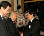 Check spelling or type a new query. 薄一波儿子：不存在遗产问题 父亲没有一个存折-搜狐新闻