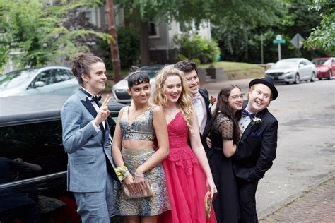 “blockers” Reviewed A Teen Edy In Which The Adults Get All The