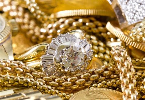 Gold Vs Diamond Which Is Best To Invest