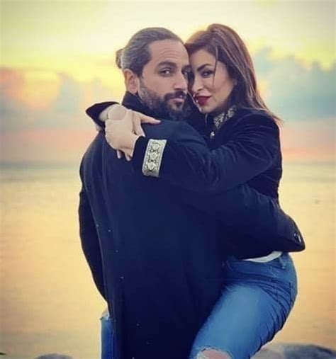 ديما بياعة وزوجها بصورة رومانسية كالأجانب مجلة الجرس