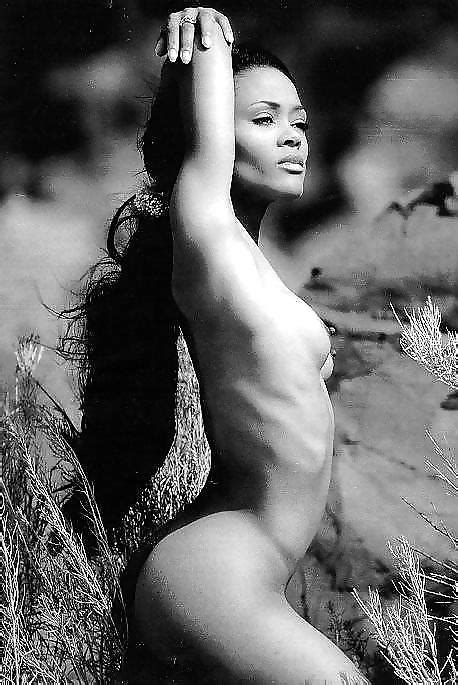 Naked Robin Givens Added 07192016 By Marcdo62