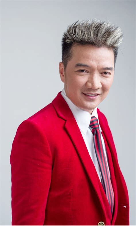 Các sản phẩm của love of vietnam luôn hướng tới các giá trị việt nên dự án hợp tác lần này cũng không ngoại lệ. Tiểu Sử Ca Sĩ Đàm Vĩnh Hưng - Ông Hoàng nhạc Việt