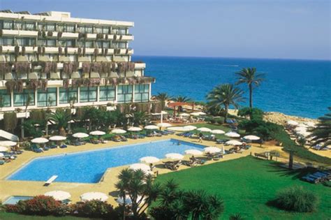 Put your best foot forward this season with smokin' selection of sandals, essential to complete your look from season to season. Grecian Sands Ayia Napa - Cyprus Hotels
