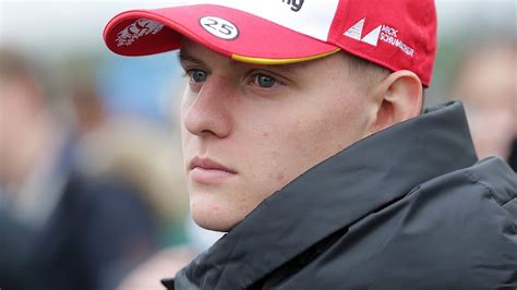 We would like to show you a description here but the site won't allow us. Mick Schumacher: Rührende Worte an seinen Papa Michael ...