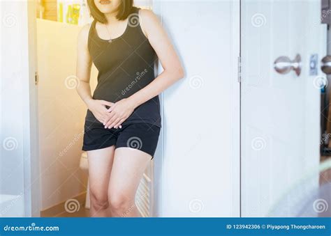 Women Peeing In Toilet Great Porn Site Without Registration