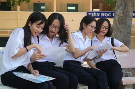 Năm nay, thí sinh phải thực hiện 3 bài thi gồm môn toán, ngữ văn (nhân hệ số 2) và tiếng anh (hệ số 1). Trường Cao đẳng Bến Tre thông báo tuyển sinh năm 2018