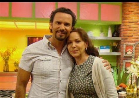 Jaime lozano ana bertha espín. LoZaNox100Pre: La suegra Ana Bertha Espin en el programa ...