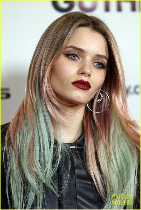 Mad Maxs Abbey Lee Kershaw Debuts New Blue And Pink Hair Photo 3413468