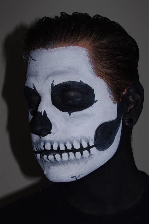 Halloween Skull Face Paint Makeup Tutorial