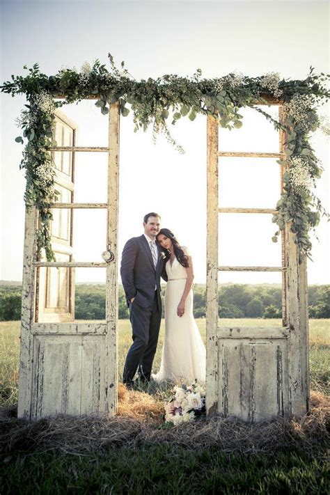 Hence, we present to you a list of the best wedding reception entrance your wedding reception entrance as newlyweds! 35 Rustic Old Door Wedding Decor Ideas for Outdoor Country ...