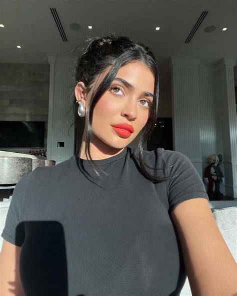 Kylie Jenner Has Opened Up About Feeling The Baby Blues After Giving