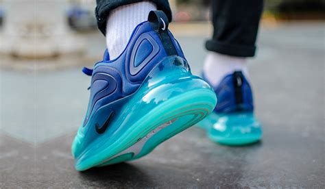 Review Y Fotos On Feet De Las Nike Air Max 720 Green Carbon Backseries