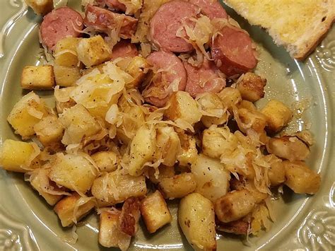 Knoephla soup is a german potato soup with homemade dumplings that will keep you warm and full during the cold nutritional information. Pin on Fun Recipes