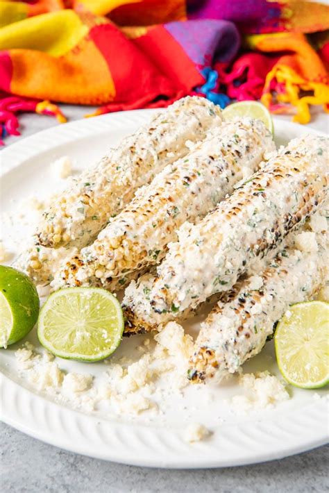 As if grilled corn on the cob isn't delicious enough in its purest form, this flavor packed recipe balances the naturally sweet corn smoky chili powder also known as elote, this preparation of grilled corn on the cob is a popular mexican street food and is often served on a stick. Chili's Street Corn Recipe / Grilled Mexican Corn Elote Averie Cooks : If you like mexican ...