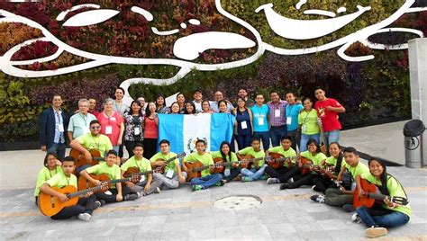 Se celebra el día del ingeniero químico en guatemala. Ensamble Municipal de Guitarras representó a Guatemala en ...