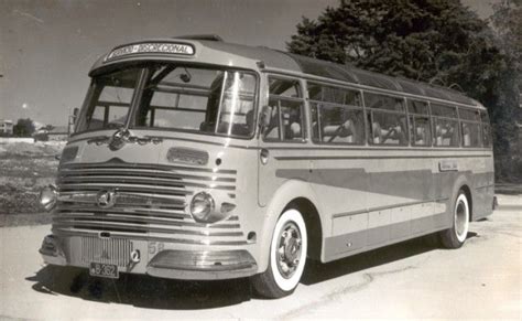 Maybe you would like to learn more about one of these? Imagen | Autobus, Camiones clásicos, Camiones