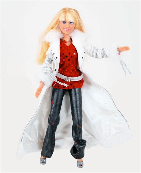 Hannah Montana Holiday Singing Doll Toys And Games