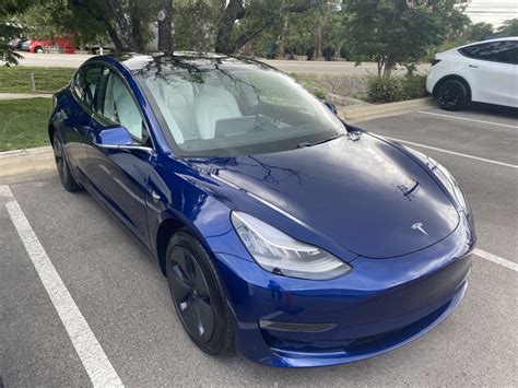 Electrical efficiency, as measured by the epa's estimated kwh used per 100 miles of driving, is a little better on the 2021 long range car too. Model 3 / 2020 / Deep Blue Metallic - 67ad3 | Only Used Tesla
