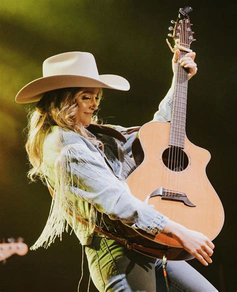 New Female Country Singers You Should Absolutely Listen To In Discover Walks Blog