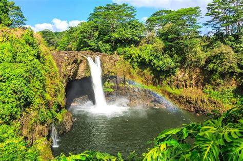 10 Best Waterfalls In Hawaii Escape To Hawaiis Most Beautiful