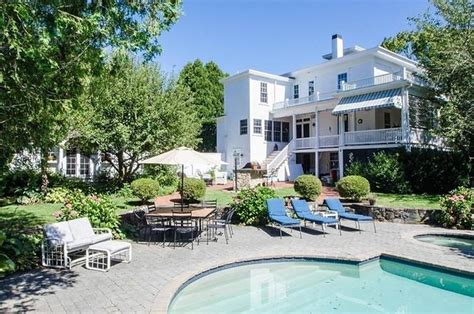 It was featured on animal planet's the pool master and it is named 'the mountain' because the owner is an avid scuba diver and wanted to dive in his own backyard. This Million Dollar Mattapoisett Home Gives Us Backyard Envy