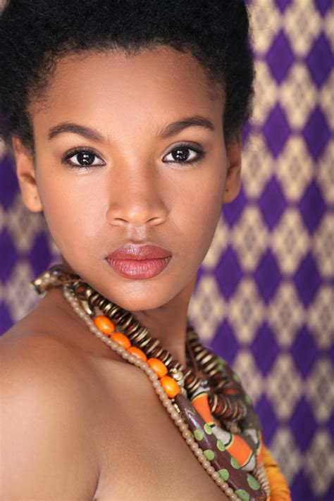 Mar 17, 2021 · photos de femmes nues une grande quantité de photos de sexe de belles filles. Portrait De La Belle Jeune Femme Noire Avec Collier ...