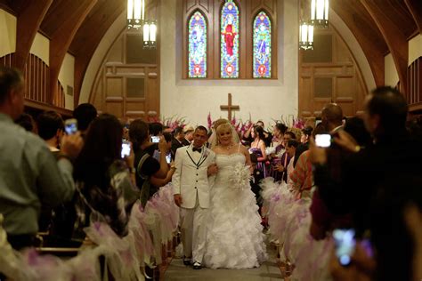 s a transgender woman gets a dream wedding