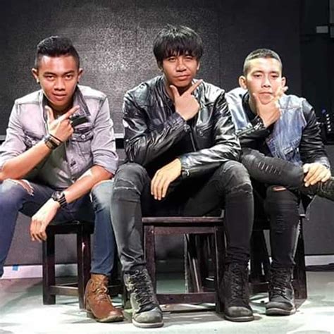 คอร์ดเพลง อ้ายมีเหตุผล เบิ้ล ปทุมราช คอร์ด กีต้าร์ คอร์ด อูคูเลเล่ แทป guitar คอร์ดเพลง ฮักแพง ก้อง ห้วยไร่, เบิ้ล ปทุมราช, แซ็ค ชุมแพ ...