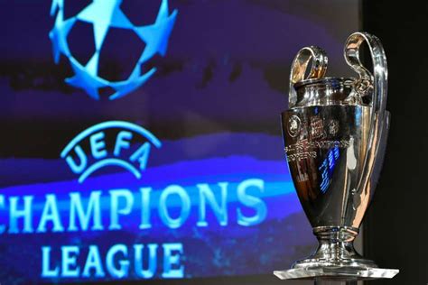 Every team that takes part in the champions league receives prize money even though only a handful of the teams claim a vast amount of the prize from the group stages up to the finals. Champions League prize money grows as UEFA sales rise ...