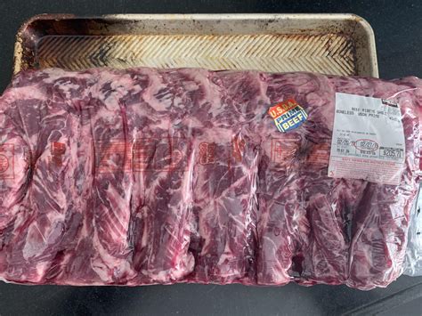 Place in a warm spot in the kitchen and allow to rest for at least 30 minutes and up to 1 1/2 hours. How long for this 19+ lbs Prime Rib Roast and what ...