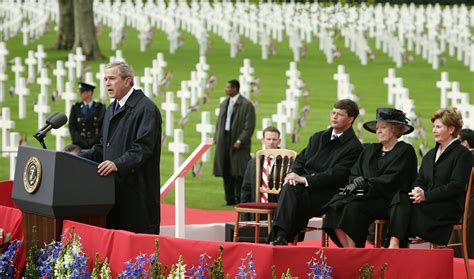 Op deze enige amerikaanse begraafplaats in nederland zijn ruim 8.000 militairen begraven. Deze Amerikaanse presidenten bezochten Nederland ...