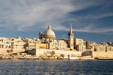 Malta Valletta Skyline Stockbild Bild Von Leuchte Europa 147627287