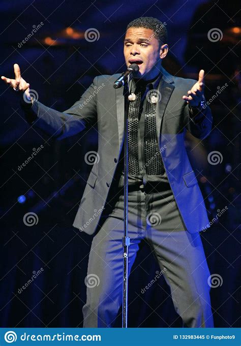 Maxwell Performs In Concert Editorial Image - Image of performs, maxwell: 132983445