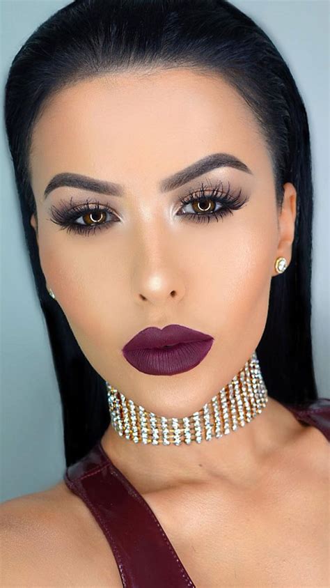 32 glamorous makeup ideas for any occasion plum lips