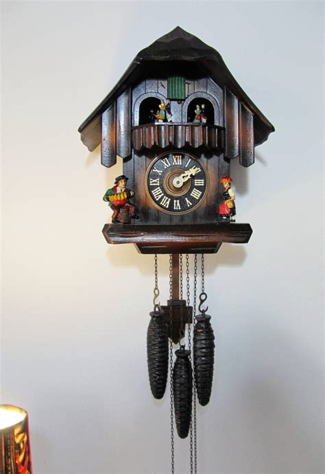 Vintage Cuendet Black Forest Large Size Cuckoo Clock With