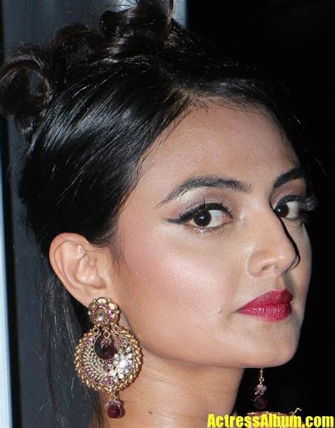 Beautiful Hyderabadi Girl Nikitha Narayan Oily Face Close