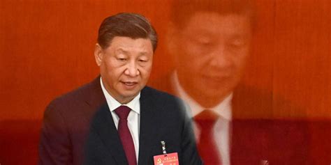 Chine Reconduit Pour 5 Ans Le Président Xi Jinping Devient Le